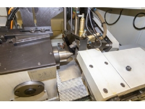 CNC Azdırma Helezon Trapez diş açma Freze Makinesi