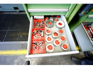 CNC Helezon Trapez diş açma freze makinesi